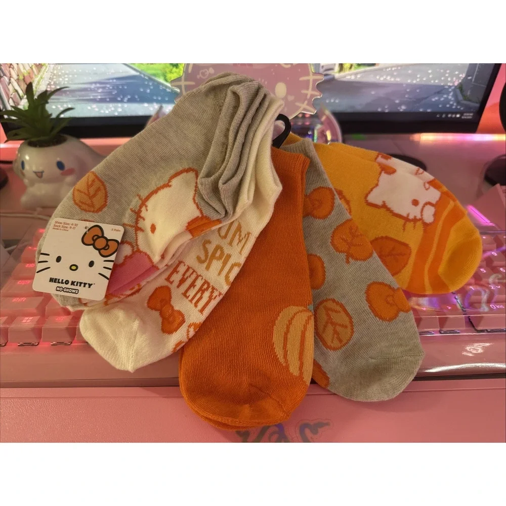 Hello Kitty Socks No Show Women’s Orange Fall Pumpkin Spice 2025 Sanrio 5 Pairs
